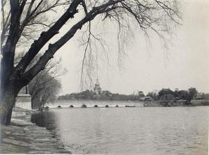 北京中海与南海相连处